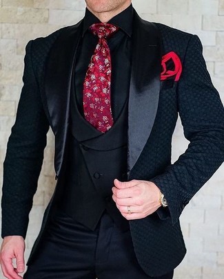 Red Floral Tie Outfits For Men: 