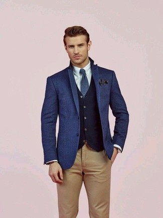 Navy Wool Tie Outfits For Men: 