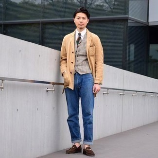 Blue Jeans with Dark Brown Suede Loafers Outfits For Men: 