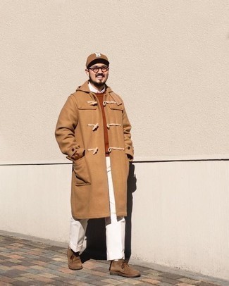 Men's Outfits 2022: This pairing of a camel duffle coat and white chinos is truly a statement-maker. A pair of brown suede desert boots is a wonderful choice to complete this look.