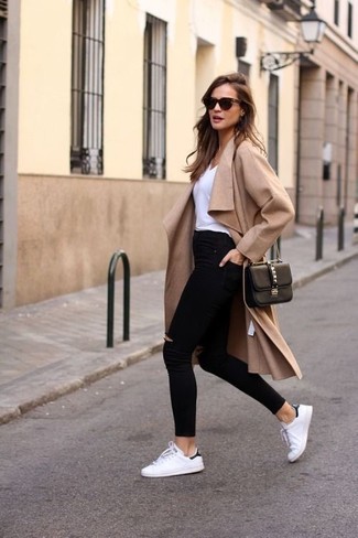 Women's Tan Duster Coat, White Sleeveless Top, Black Ripped Skinny Jeans, White Low Top Sneakers