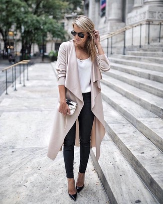 Beige Duster Coat with Leather Pants Outfits For Women (4 ideas & outfits)