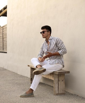 Grey Vertical Striped Long Sleeve Shirt Outfits For Men: 