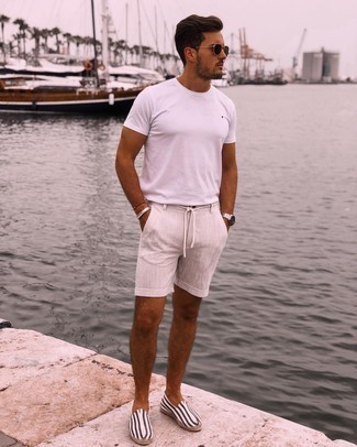 White Canvas Espadrilles Outfits For Men: 