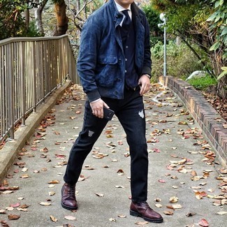 Field Jacket Outfits: This casual combo of a field jacket and black ripped jeans is very easy to pull together in seconds time, helping you look on-trend and prepared for anything without spending a ton of time going through your closet. A pair of burgundy leather casual boots instantly dials up the style factor of any getup.