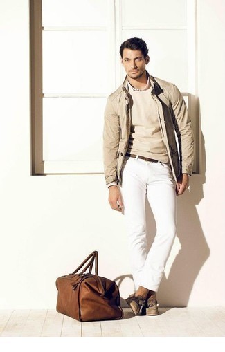 Beige Field Jacket Outfits: If you need to feel confident in your look, make a beige field jacket and white jeans your outfit choice. You can get a bit experimental with footwear and complement your look with a pair of tan suede tassel loafers.
