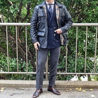 Charcoal Dress Pants Outfits For Men: Consider teaming a navy field jacket with charcoal dress pants for sharp style with a fashionable spin. When it comes to shoes, this look pairs well with dark brown leather derby shoes.