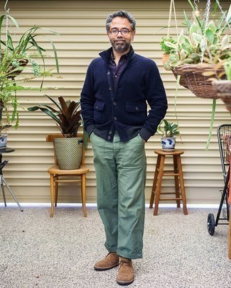 Mint Chinos Outfits: Wear a navy wool field jacket with mint chinos to create an incredibly stylish and modern-looking casual ensemble. A pair of tan suede desert boots will tie the whole thing together.