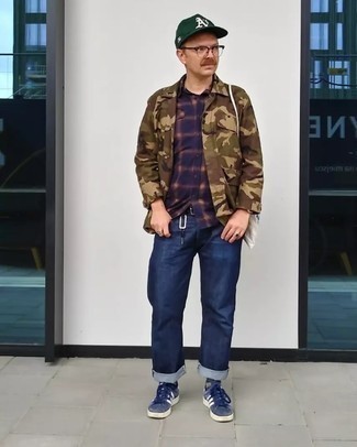 Dark Green Print Baseball Cap Outfits For Men: Pair a brown camouflage field jacket with a dark green print baseball cap for a fashionable and easy-going ensemble. You could follow the classic route on the shoe front by sporting a pair of navy and white canvas low top sneakers.