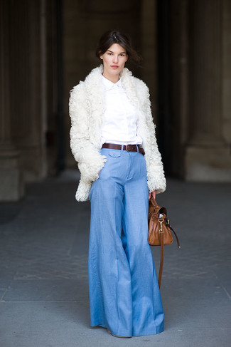 Light Blue Flare Pants Outfits: 