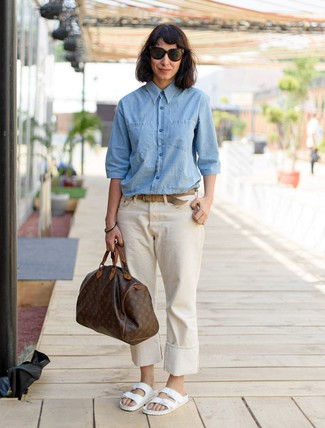 Light Blue Chambray Dress Shirt Outfits For Women In Their 30s: 