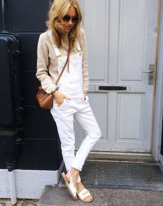 White and Black Leather Flat Sandals Outfits: 