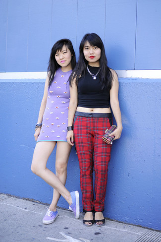Red Plaid Clutch Outfits: 