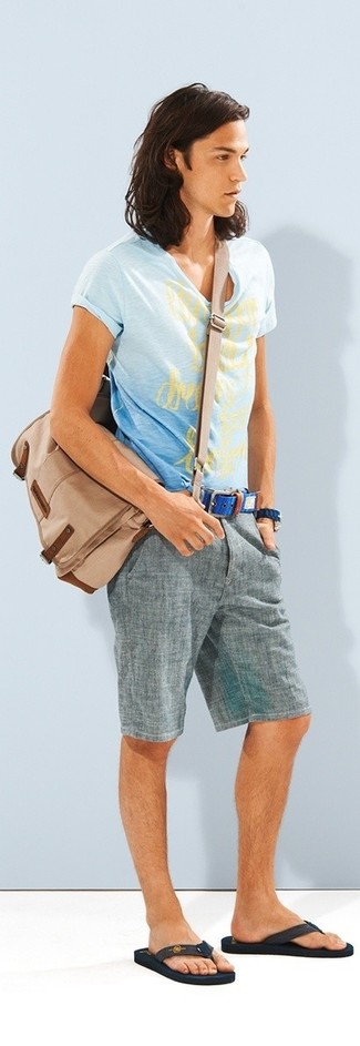 Beige Canvas Messenger Bag Outfits: 