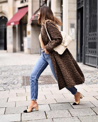 Dark Brown Fur Coat with Pumps Outfits (4 ideas & outfits)