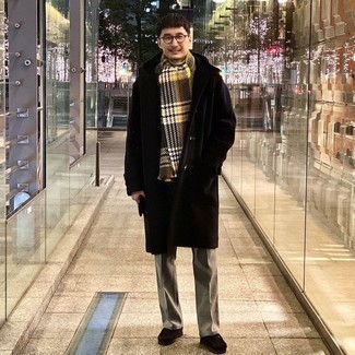 Brown Plaid Scarf Outfits For Men: A black fur coat and a brown plaid scarf are a city casual combination that every fashion-savvy gentleman should have in his casual styling rotation. Dark brown suede desert boots will contrast beautifully against the rest of the ensemble.