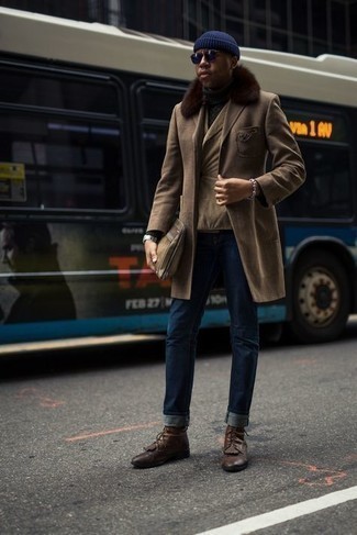 Dark Green Wool Turtleneck Outfits For Men: For a relaxed casual ensemble, rock a dark green wool turtleneck with navy jeans — these two pieces work perfectly well together. Add a pair of dark brown leather casual boots to the mix to instantly change up the outfit.