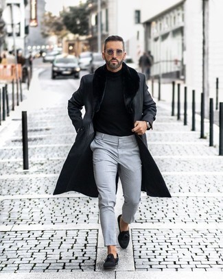 Black Fur Collar Coat Outfits For Men: Put the dandy mode on in a black fur collar coat and grey chinos. You can get a bit experimental on the shoe front and polish off this look by rounding off with a pair of black suede tassel loafers.