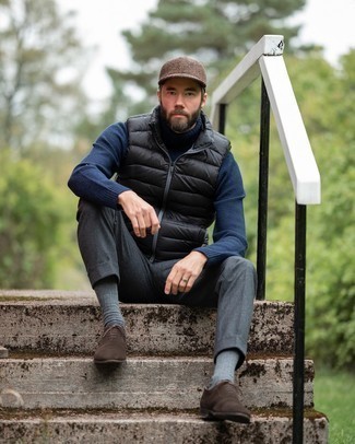 Men's Black Quilted Gilet, Navy Wool Turtleneck, Charcoal Wool Chinos, Dark Brown Suede Oxford Shoes