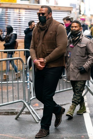 Brown Gilet Outfits For Men: A brown gilet and black chinos are wonderful menswear essentials that will integrate brilliantly within your casual fashion mix. When it comes to shoes, this look pairs wonderfully with dark brown suede desert boots.