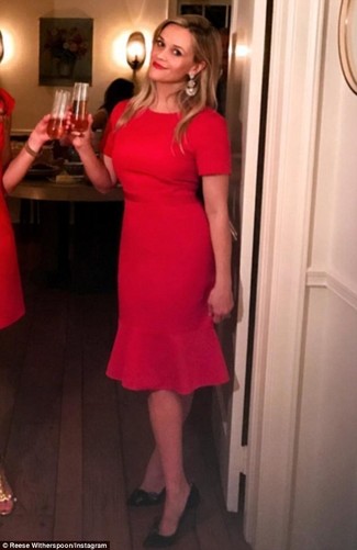 Reese Witherspoon wearing Gold Earrings, Black Leather Pumps, Red Sheath Dress