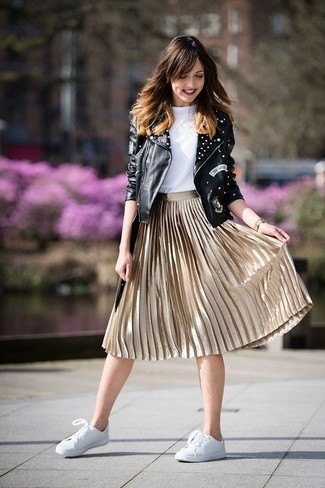 Gold Pleated Midi Skirt Outfits: 