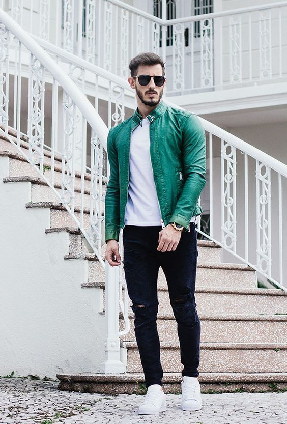 t shirt with green jacket