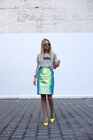 Green Leather Pencil Skirt Outfits: 