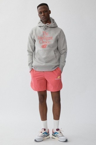 Hot Pink Sports Shorts Outfits For Men: 