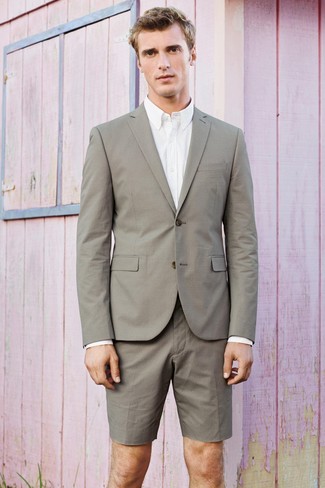 Grey Blazer Outfits For Men: This pairing of a grey blazer and grey shorts is a lifesaver when you need to look stylish in a flash.