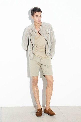 Beige Shorts Outfits For Men: This is undeniable proof that a grey suede bomber jacket and beige shorts are amazing when paired together in an off-duty ensemble. A pair of brown suede driving shoes can integrate seamlessly within a great deal of combos.