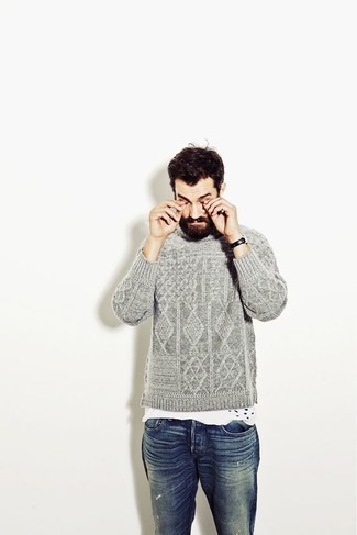 Charcoal Cable Sweater Outfits For Men: A charcoal cable sweater and navy jeans are a good outfit worth integrating into your day-to-day casual lineup.