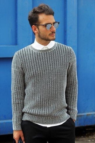 Grey Cable Sweater Outfits For Men: A grey cable sweater and black chinos are wonderful menswear essentials that will integrate brilliantly within your casual styling arsenal.