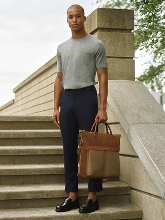 Blue Vertical Striped Chinos Outfits: A grey crew-neck t-shirt and blue vertical striped chinos will convey this casually dapper vibe. Introduce black leather loafers to your ensemble to kick things up to the next level.