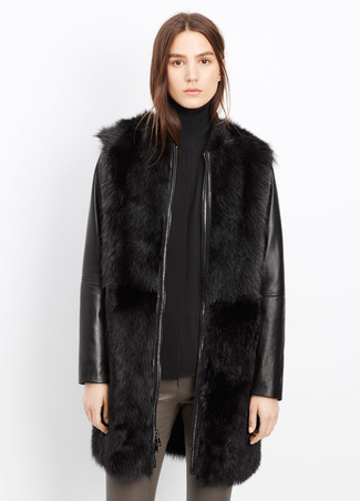 Black Leather Fur Coat Outfits: 