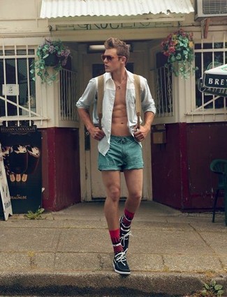 Red Socks with Shorts Outfits For Men (13 ideas & outfits)