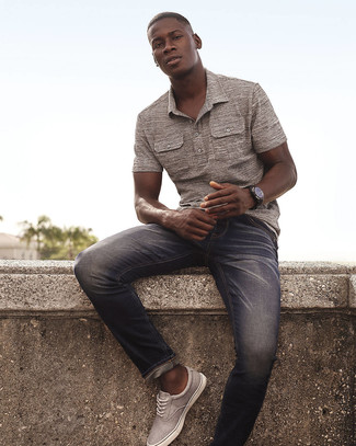 Grey Plimsolls Outfits For Men: A grey polo and navy jeans matched together are a nice match. Complement this outfit with grey plimsolls and ta-da: the outfit is complete.
