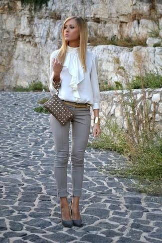 Grey Skinny Pants Outfits: 
