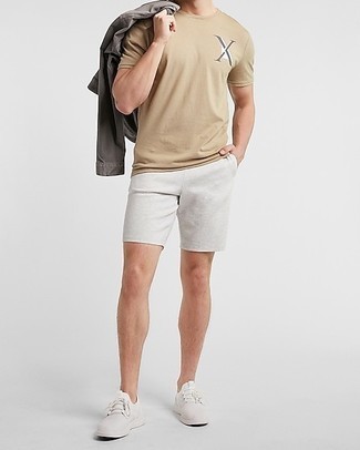 Beige Crew-neck T-shirt Outfits For Men: 