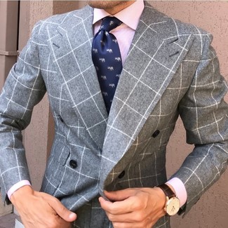 Blue Print Tie Outfits For Men: Putting together a grey check suit and a blue print tie is a fail-safe way to inject refinement into your closet.