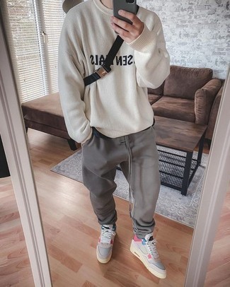Grey Sweatpants Outfits For Men: 