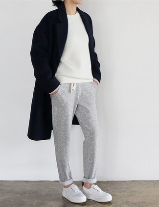 Charcoal Sweatpants Outfits For Women: 