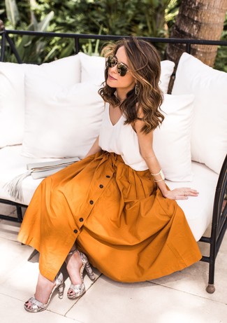 Yellow Full Skirt Outfits: 
