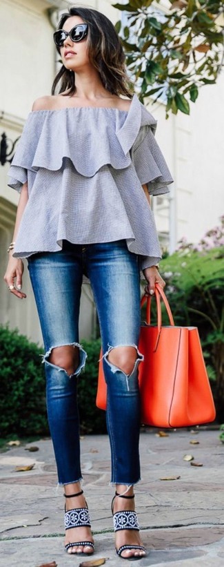 Grey Off Shoulder Top Outfits: 