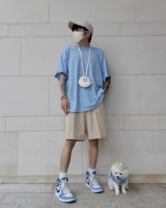 Light Blue High Top Sneakers Outfits For Men: 