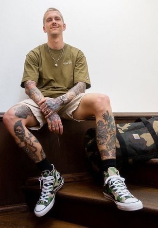 Olive Camouflage High Top Sneakers Outfits For Men: 