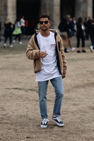 Beige Fleece Hoodie Outfits For Men: Why not rock a beige fleece hoodie with light blue jeans? Both of these items are super practical and will look amazing when worn together. The whole look comes together perfectly if you introduce dark green plaid canvas low top sneakers to the mix.