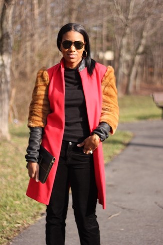 Black Clutch Cold Weather Outfits: The versatility of a hot pink coat and a black clutch ensures you'll have them on regular rotation in your wardrobe.