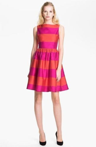 Black and Tan Suede Pumps Outfits: If it's ease and practicality that you're searching for in an outfit, go for a hot pink horizontal striped skater dress. Black and tan suede pumps will bring a hint of elegance to an otherwise mostly casual ensemble.