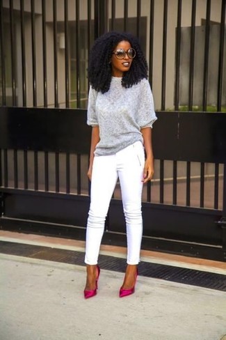 White and Black Skinny Pants Outfits: 